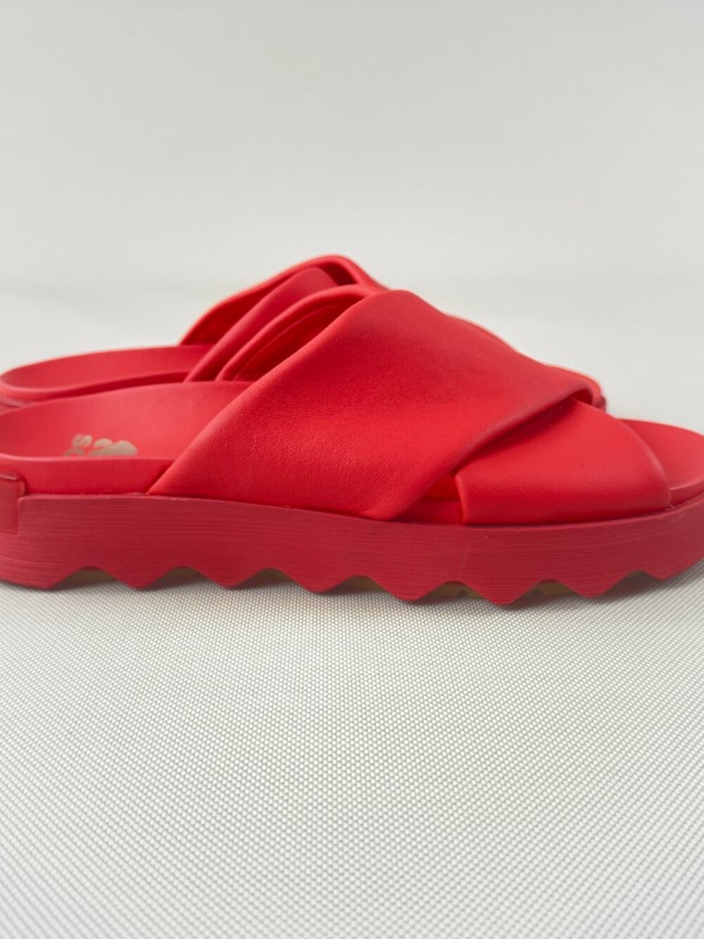 SOREL Viibe Crisscross Slide Sandals Size 10 Women Red Leather Strap NWOT - Picture 10 of 16